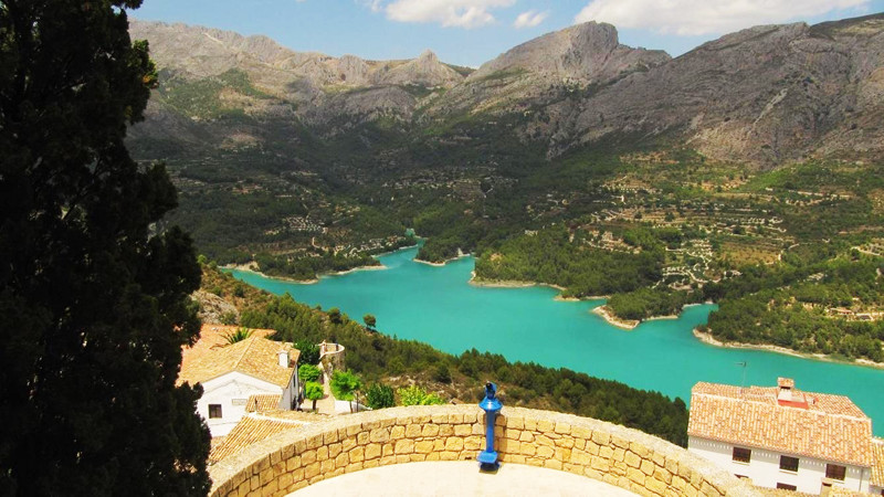 Spanish Lakes
